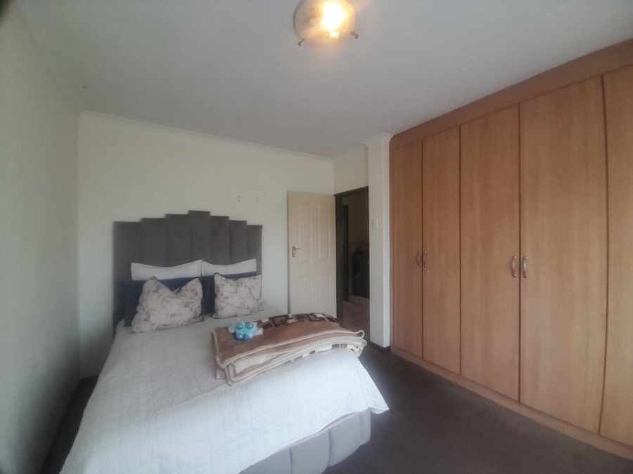 To Let 2 Bedroom Property for Rent in Vaalpark Free State